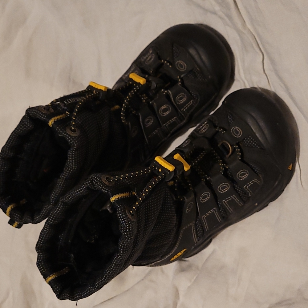 Keen dry toddler winter snow boots